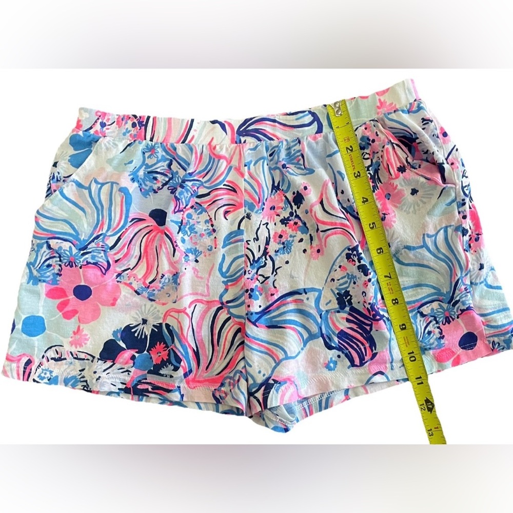 Lilly Pulitzer Girls XL Floral Shorts Pink Blue Tropical Print Pockets - Picture 5 of 7